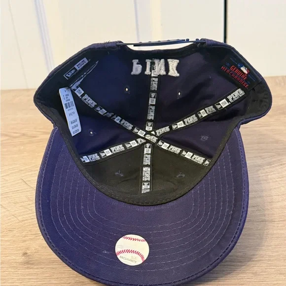 Pink Victoria’s Secret New York Yankees Adjustable Strap Dad Hat Brand New RARE - Picture 4 of 5
